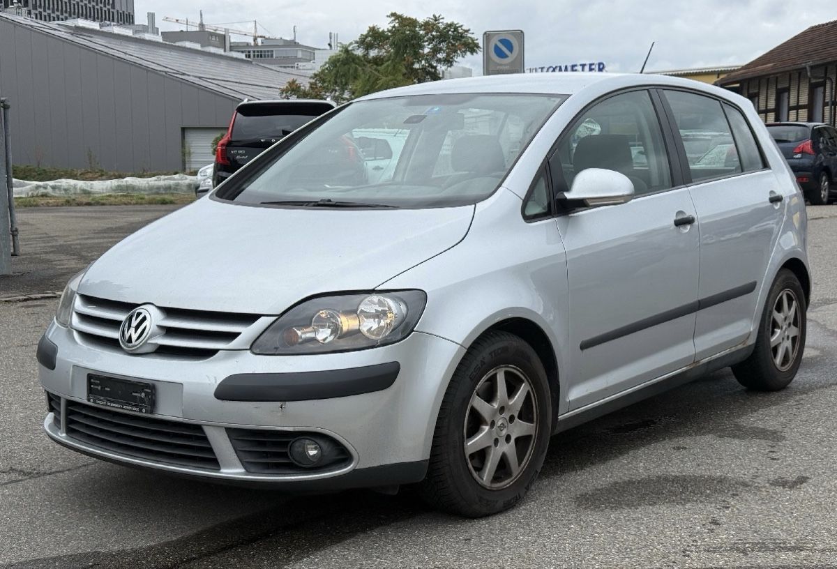 VW Automobili: VW Golf Plus 2.0 FSI  – Usato da Schlieren venduto da rab_vs6y