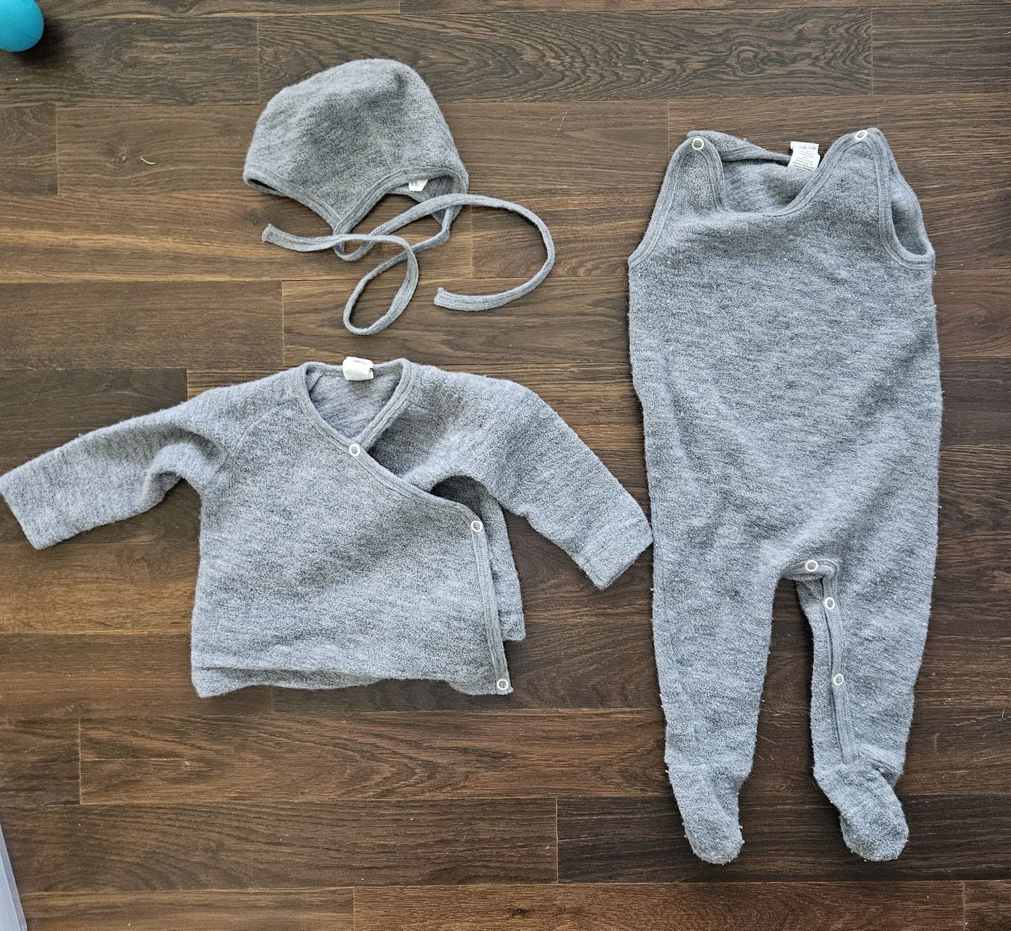 Hessnatur Lotti & Set di vestiti: Hessnatur wool set 68cm 6m – Usato da Affoltern am Albis venduto da Katarinushka