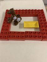Duplo Bauernhof Set mit Pferd & Trog  Zaun aus roten Steinen