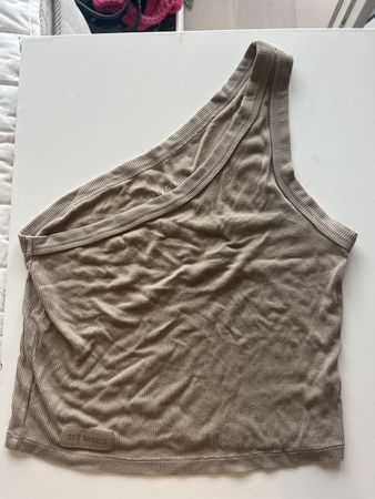 SET ACTIVE beige one shoulder Top S