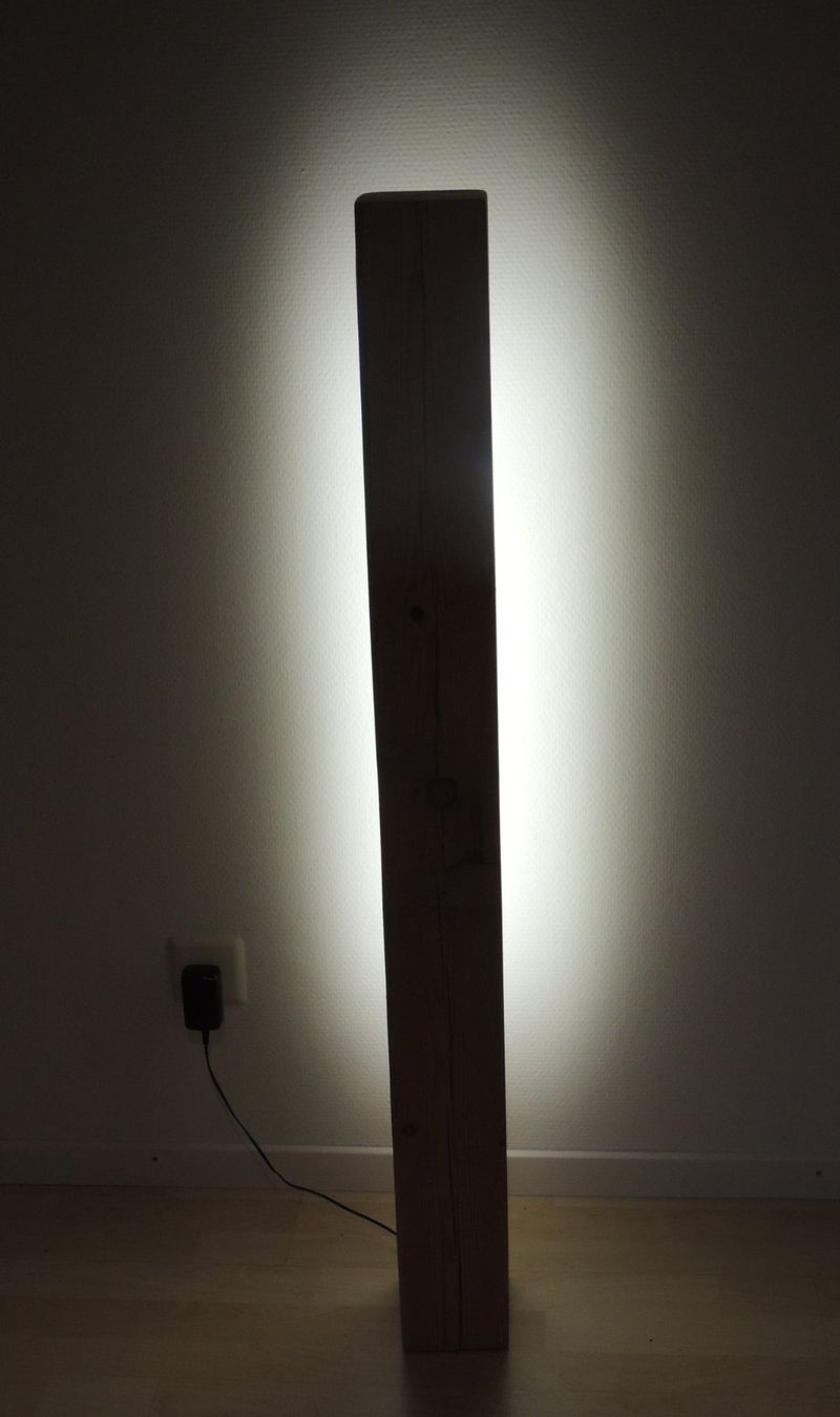 Lampade: Altholz Balken Stehlampe – Usato da Rickenbach b. Wil venduto da heinz5 7