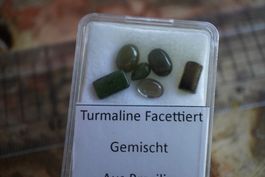 Turmalin  Lot Gemisch in BOX