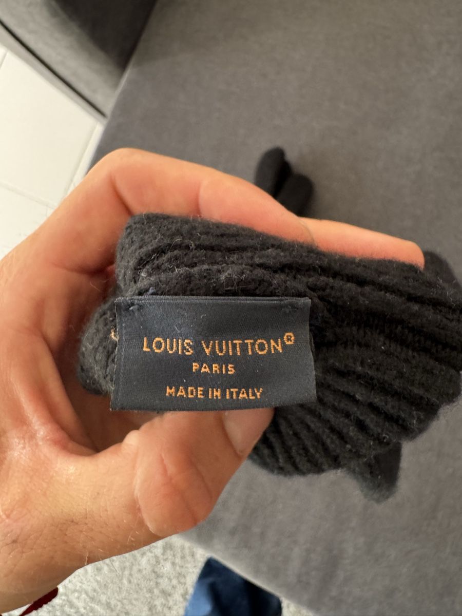Louis Vuitton Gants & mitaines : Gants Louis Vuitton en Cachemire  – D'occasion à Genève par pre_9tyc 3