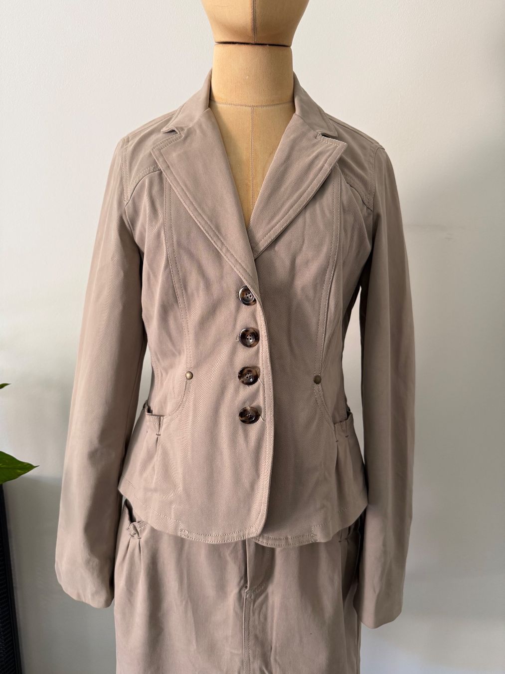 Marella Anzüge & Kostüme: Damen Set LINEAEMME Marella (Max Mara) Beige Y2K – Gebraucht aus Lugano von rebecca.wardrobe 3