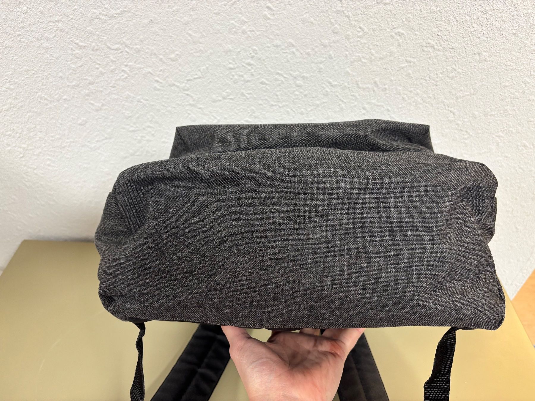 Eastpak Zaini: NEU! Eastpak Rucksack grau – Nuovo (secondo la descrizione) da Bottmingen venduto da ana_5hrv 3