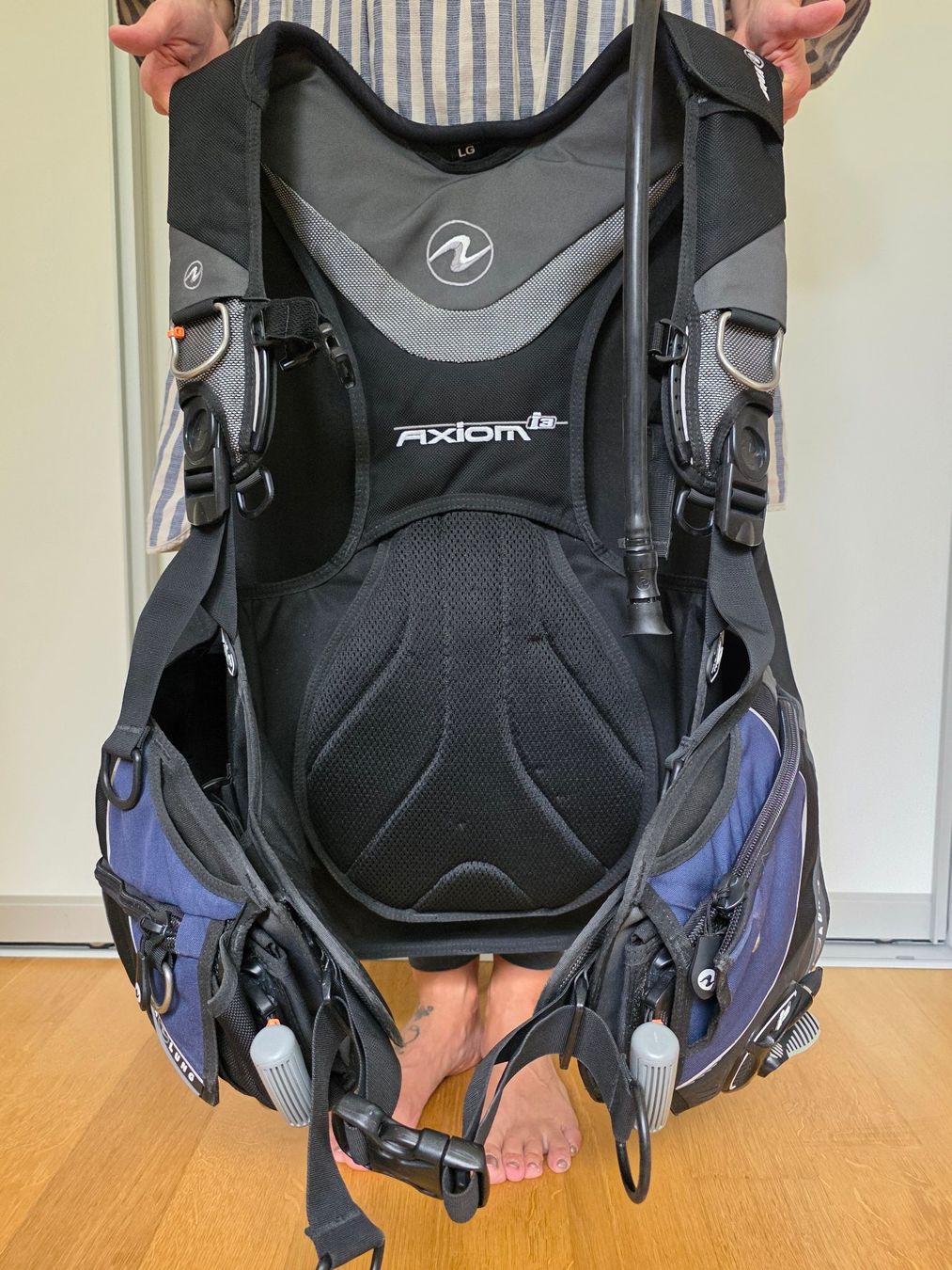 Respiratori & Giubbotti: Aqua Lung Tarierjacket Axiom i3 – Usato da Horw venduto da galaga65 1