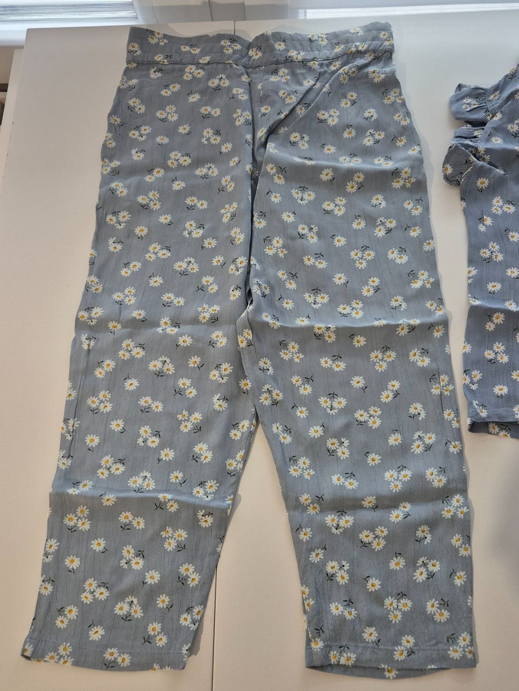 Kleiderpakete & -sets: Kleider Set Gr. 116 – Gebraucht aus Zürich von pau_y8mv 6