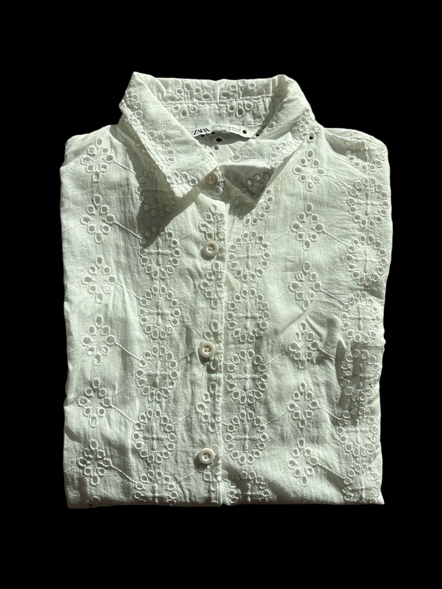 Zara Camicette: Chemise blanche ajourée Zara – Usato da Dotzigen venduto da SecondHandGems 7