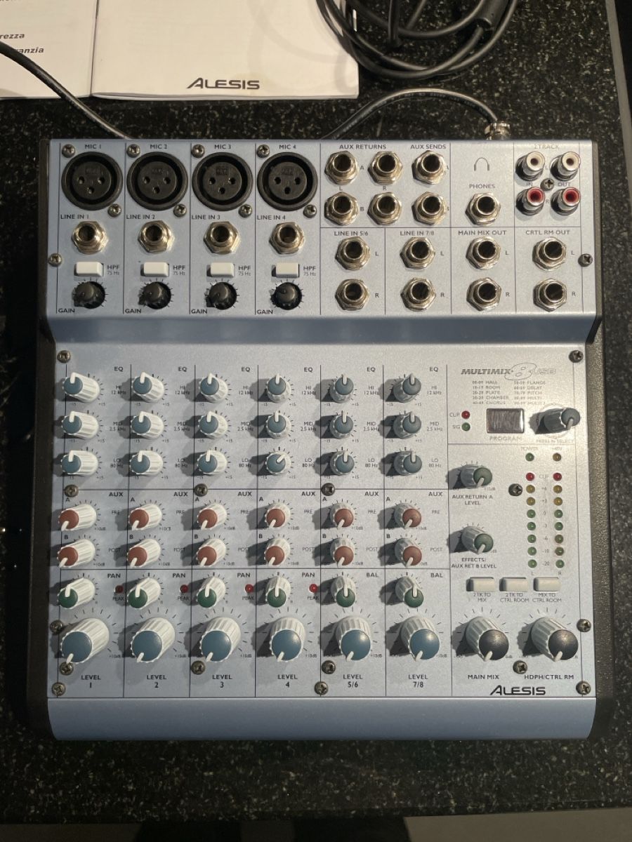 Alesis Console di mixaggio: Alesis Multimix 8  – Usato da Selzach venduto da adr_8mst