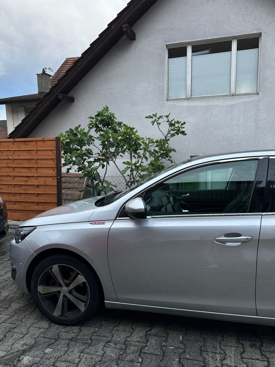 Peugeot Autos: Peugeot 308 1.2 THP – Gebraucht aus Mägenwil von ram_qs8f 6