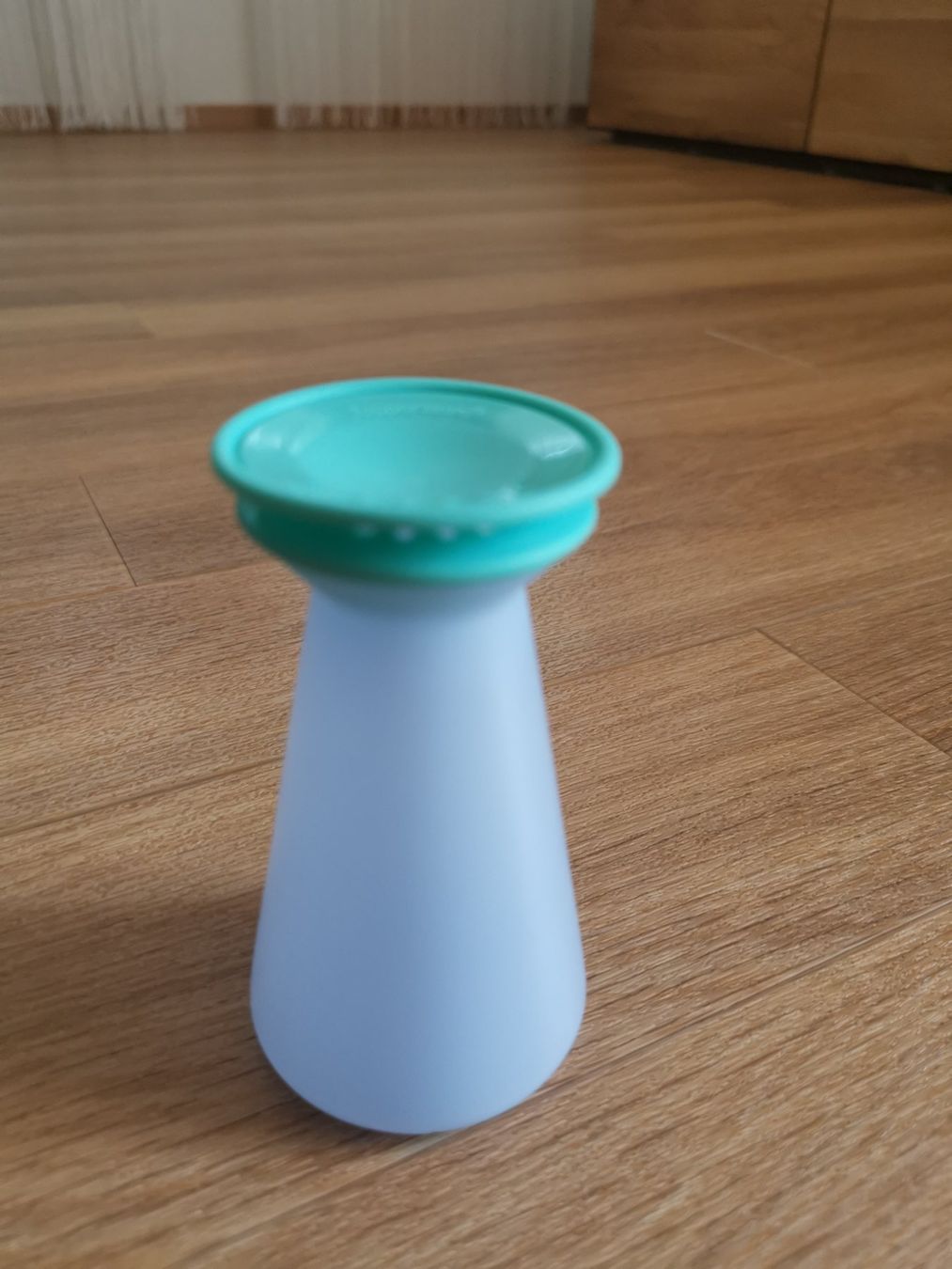 Tupperware Contenitori & Simili: Tupperware / Salzstreuer / blau grün – Usato da Hergiswil NW venduto da Angfri 1