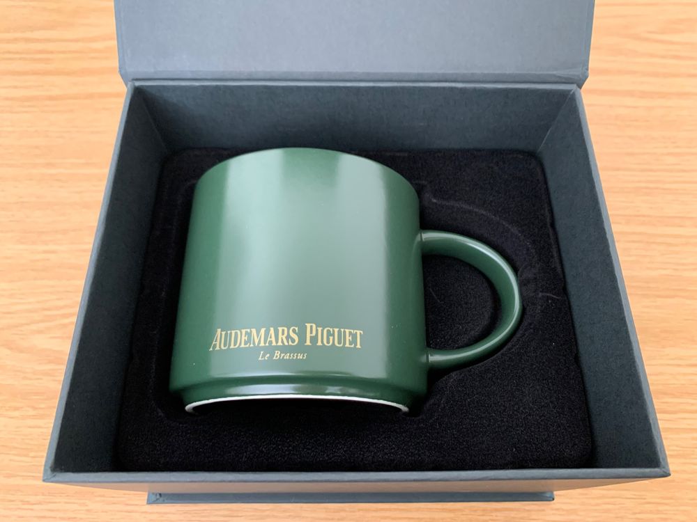 Audemars Piguet Green and Gold Luxury Coffee Cup Neu Acheter