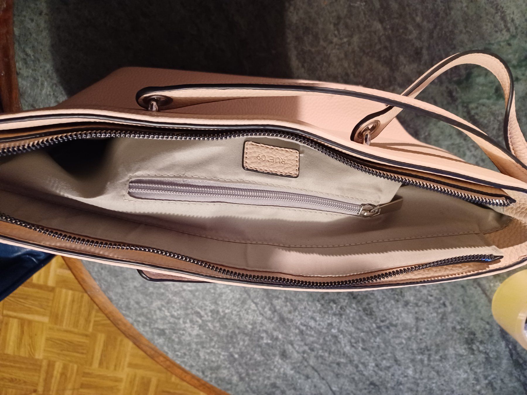 Borse da donna: RUE 09 DAMENTASCHE – Usato da LUZERN venduto da picci01 1