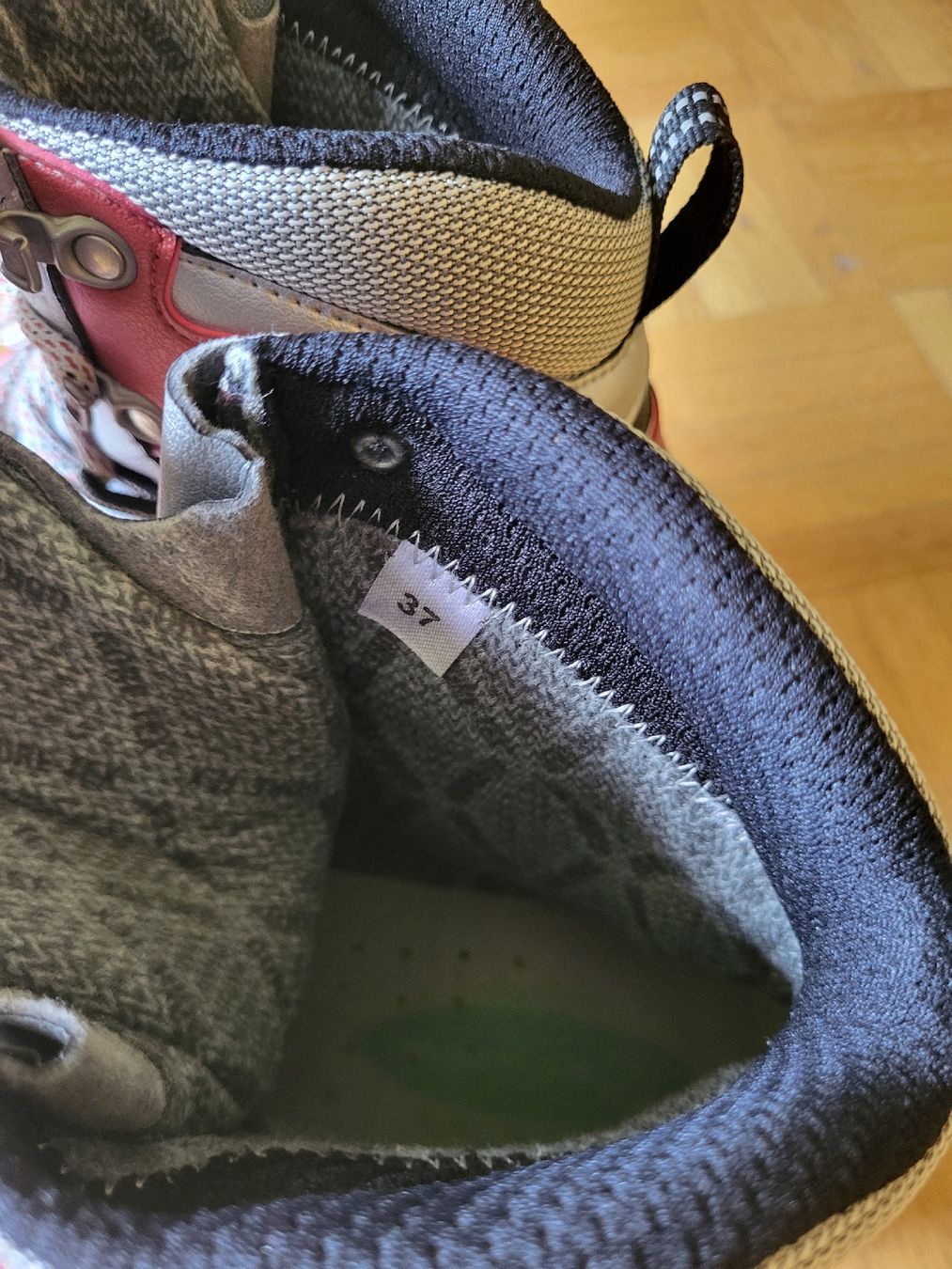 Scarpa Scarpe da donna: Scarpa Charmoz W (37) – Nuovo (secondo la descrizione) da Bülach venduto da svjato 3