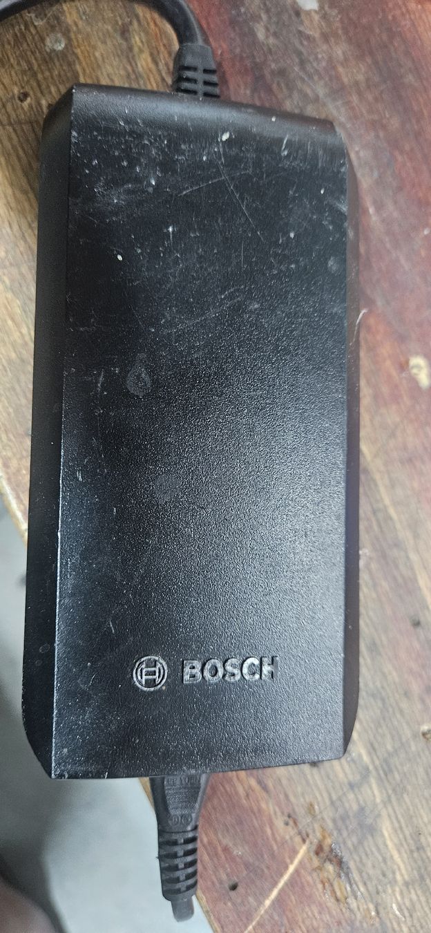 Bosch Caricabatterie: Ladegerät Bosch – Usato da Ersigen venduto da Ktmteam 3