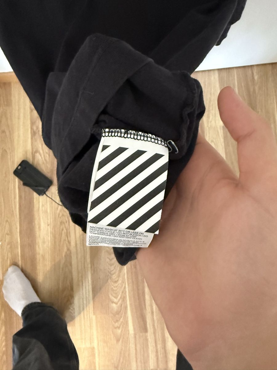 Off-White Pullover & Sweatshirts: Off white pullover große xs – Gebraucht aus Burgdorf von yev_n68r 3
