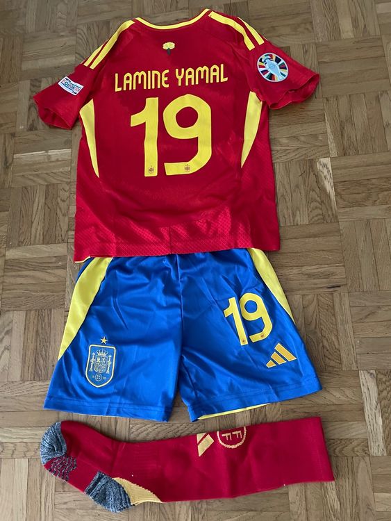 SPANIEN Heimtrikot EURO 2024 Kinder-Set LAMINE YAMAL 19 /152 | Kaufen