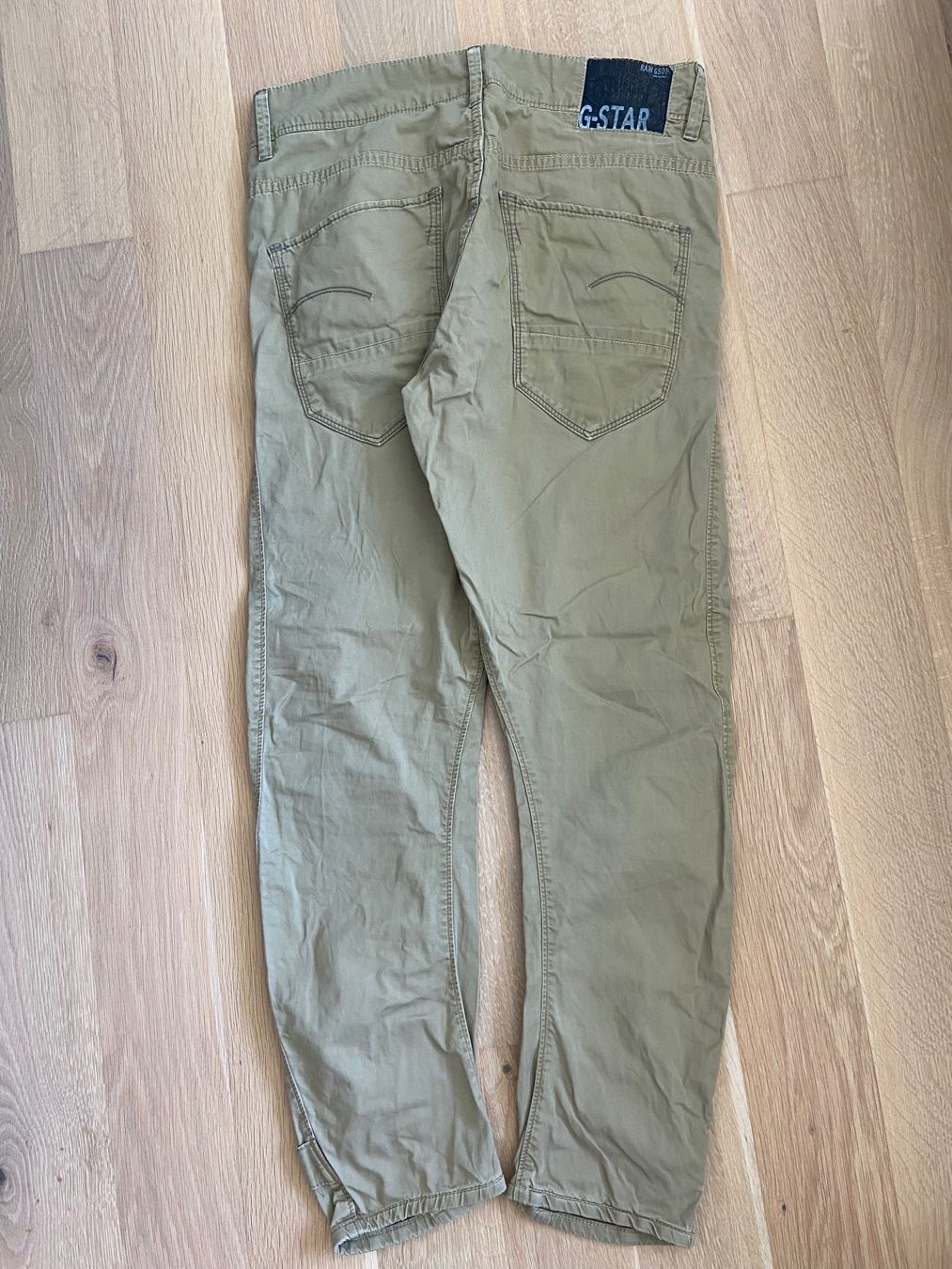 G-Star Pantaloni: G-Star Arc 3D khaki Gr. 27/32 Damen – Usato da Rebstein venduto da bst_p292 1