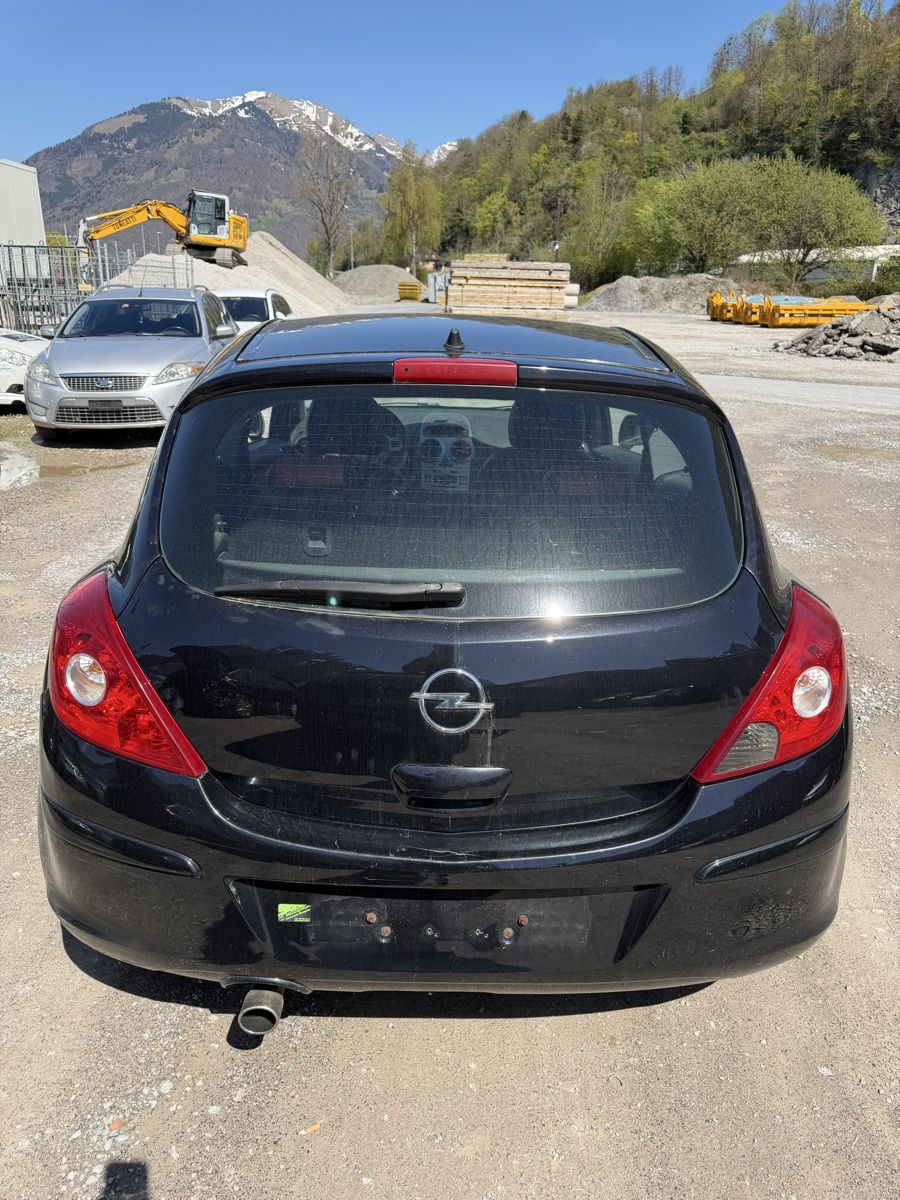 Opel Automobili: Opel Corsa D14 2007 B04 Export/Teile – Usato da Mollis venduto da BSL10 1
