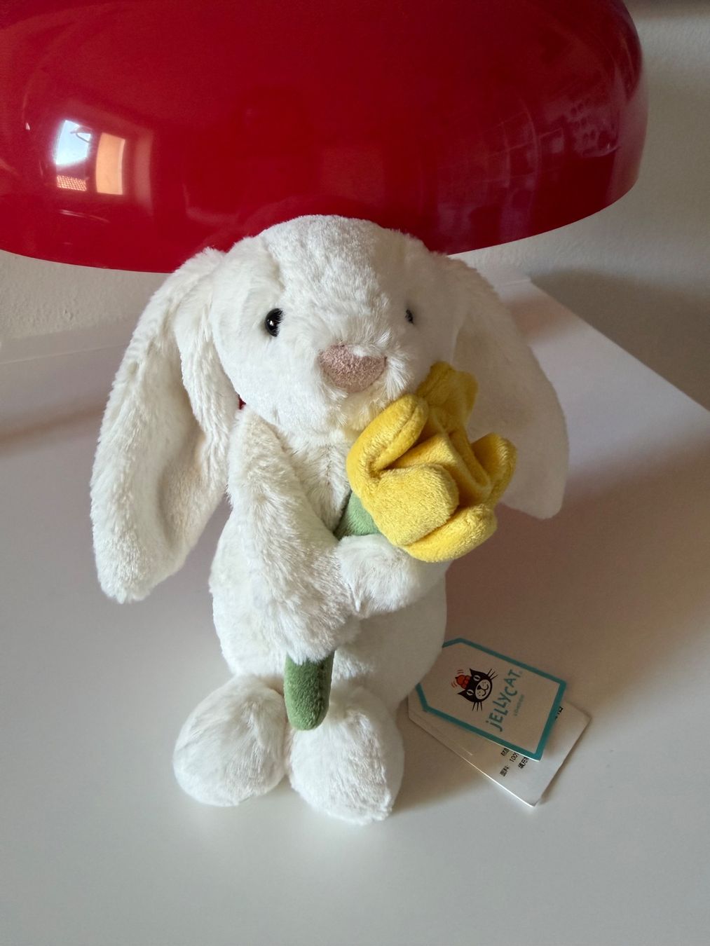 Jellycat Giocattoli: Jellycat Daffodil Bunny – Nuovo (secondo la descrizione) da Lumino venduto da mar_9pn2