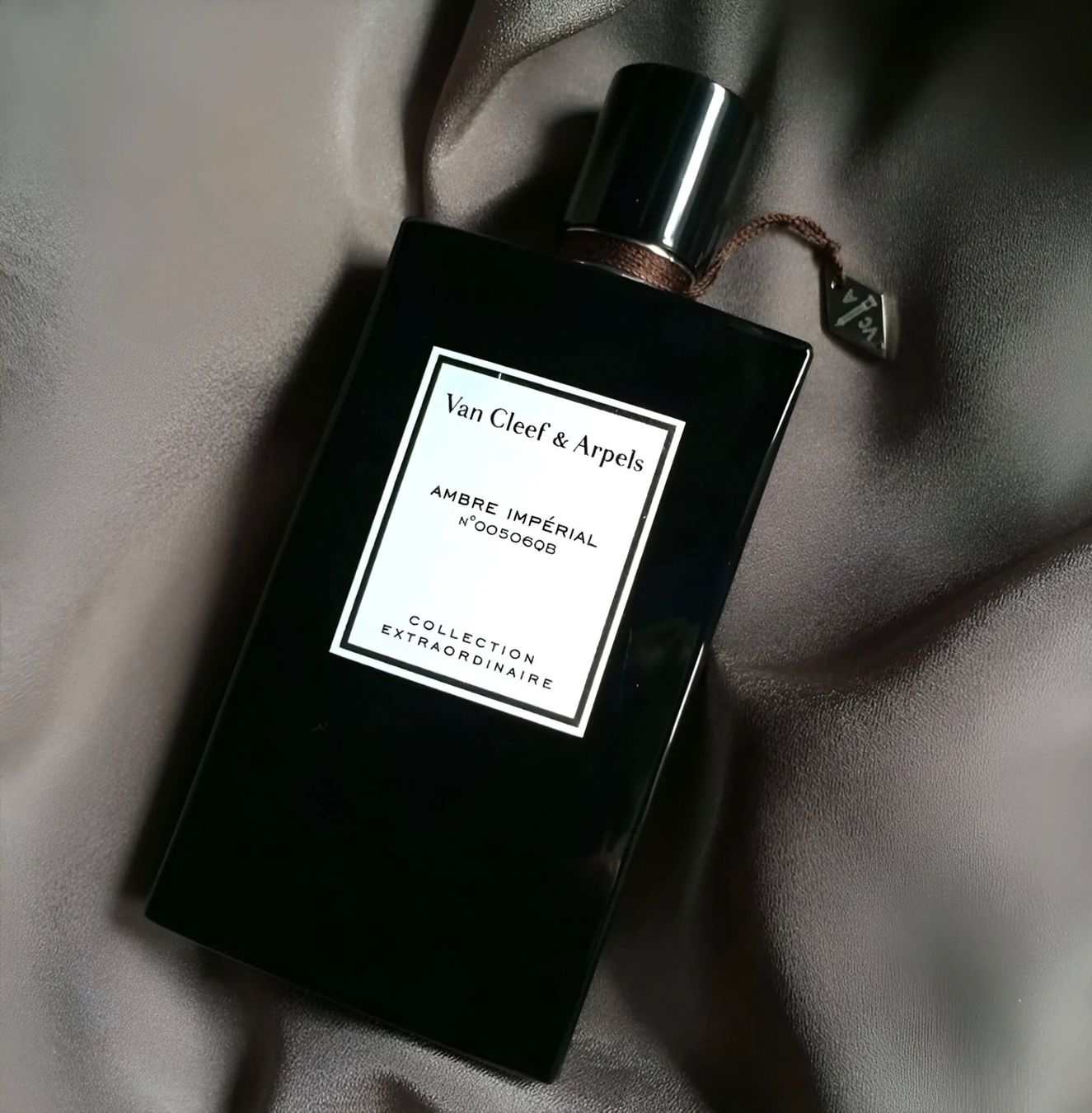 Van Cleef Parfum & Eau de Toilette: Van Cleef & Arpels ambre imperial 12 ml sample – Neu (gemäss Beschreibung) aus Chêne-Bougeries von Seetooyoo 4