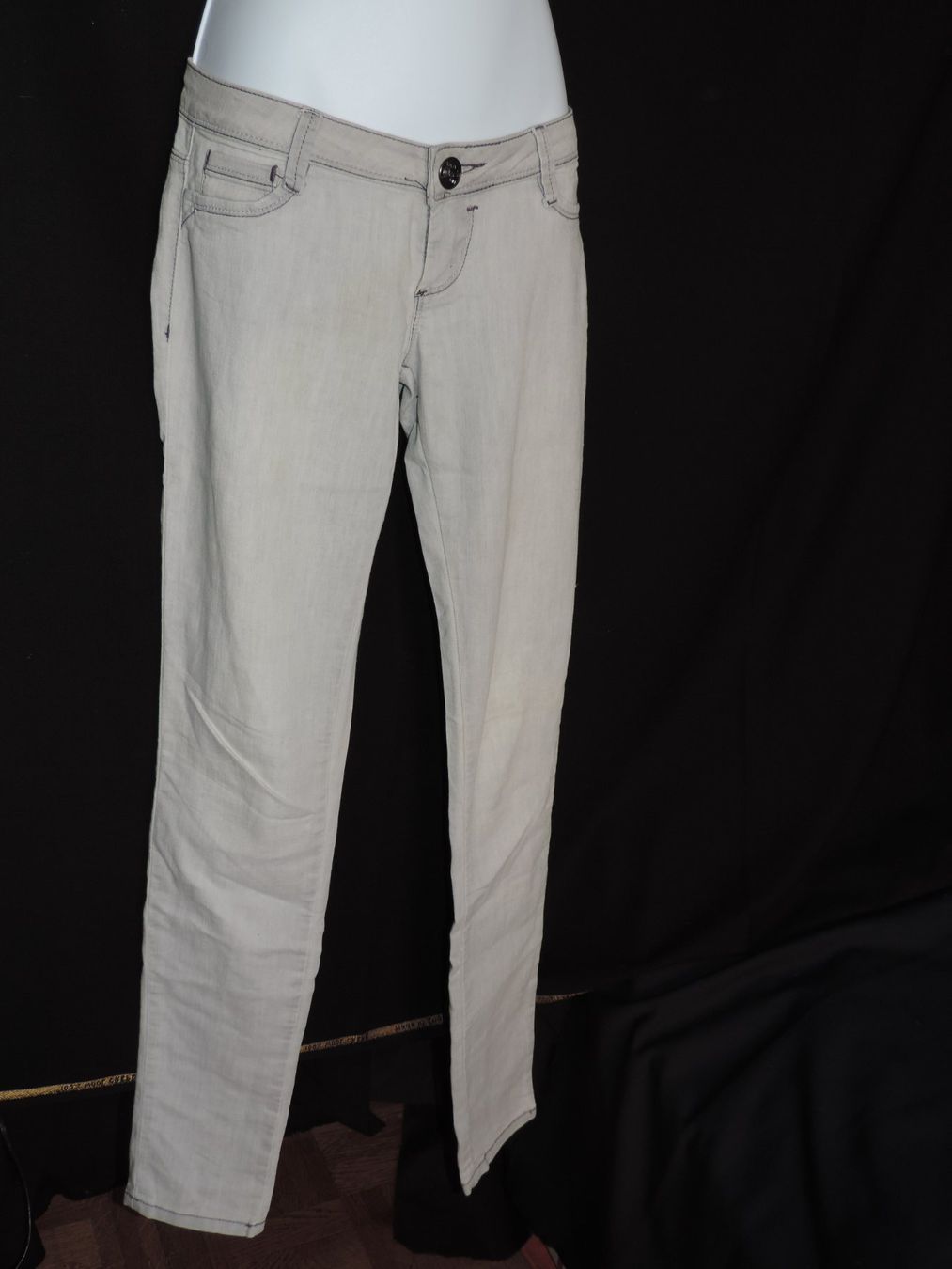 Jeans: jeans stretch gris – D'occasion à Genève par Axelle333 4