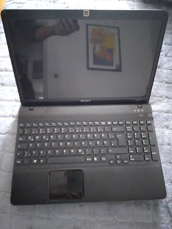 Tastiere: Sono PCG-61611M COVER DISPLAY TASTATURE  – Usato da St. Gallen venduto da teo_l6b9
