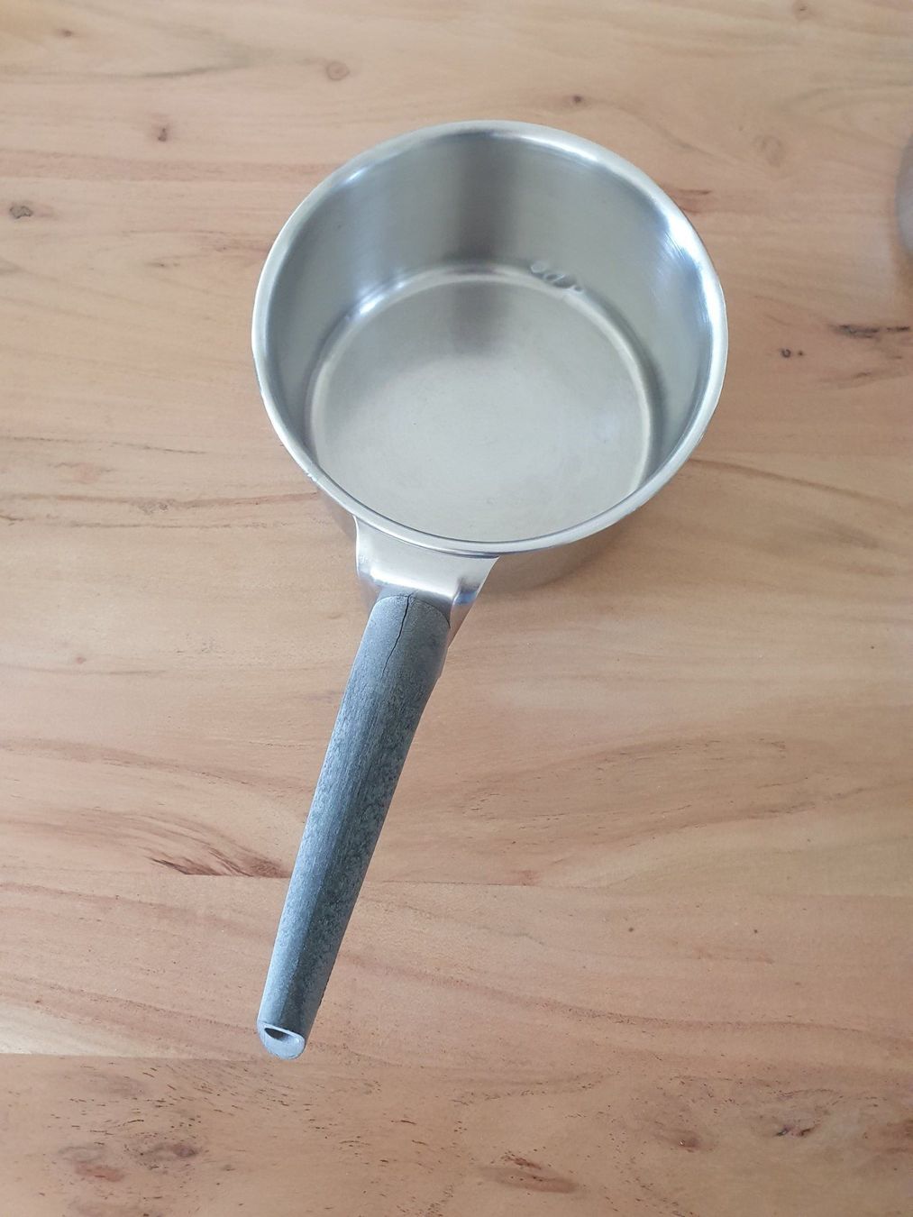 Töpfe: Gebrauchter Kochtopf 16 cm Durchmesser – Gebraucht aus Zürich von car_h899 3