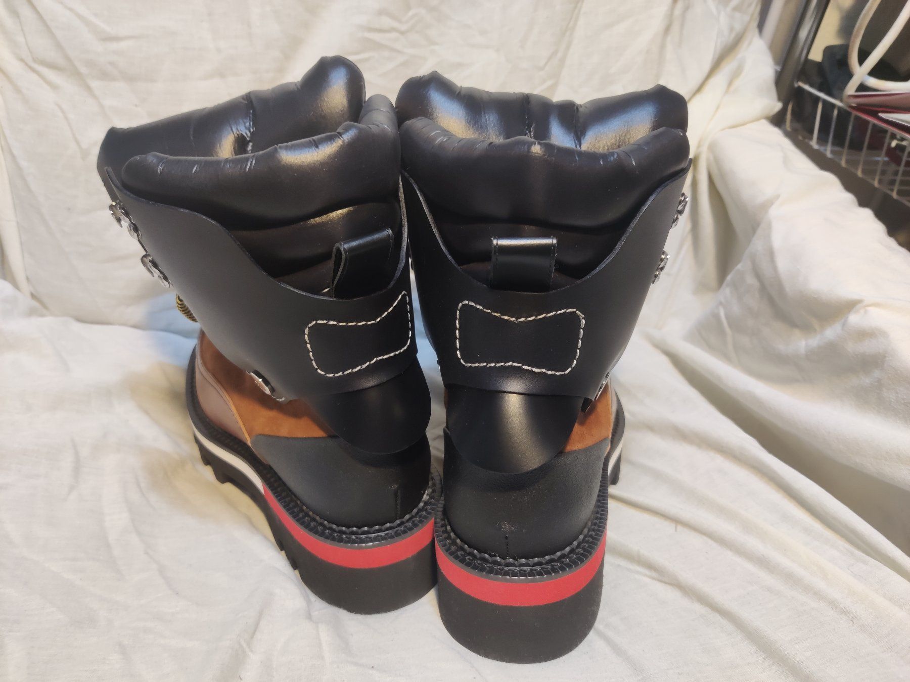 Dsquared2 Scarpe da uomo: DSQUARED2 luxury massive leather ankle boots US 8 / EUR 41 – Nuovo (secondo la descrizione) da Zürich venduto da rgoller 5