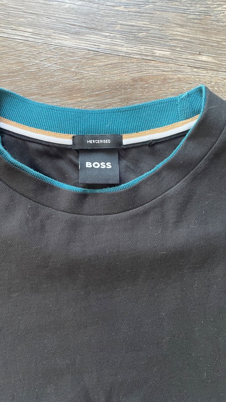 Hugo Boss T-shirts: T-Shirt Boss, schwarz, L – D'occasion à Gressy par manessi 1