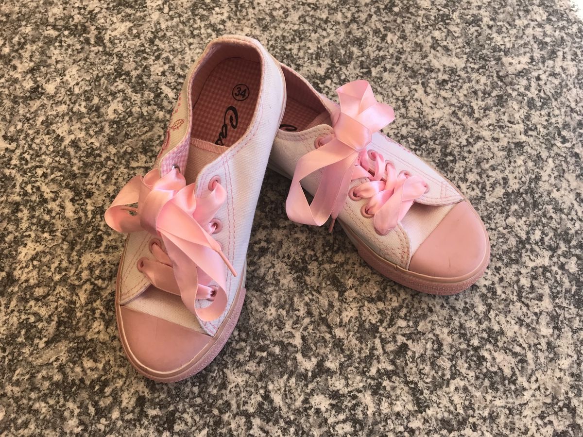 Chaussures filles: Sneaker weiss rosa – D'occasion à Laufen par mercedes420 1