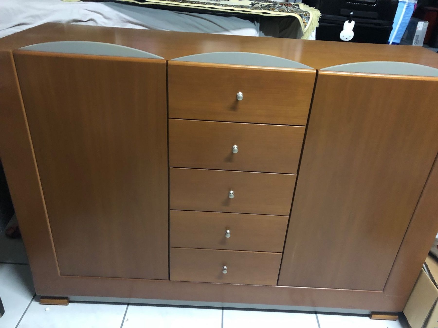 Commodes: massive commode/ meuble Pfister – D'occasion à Stettlen par maj_wf67