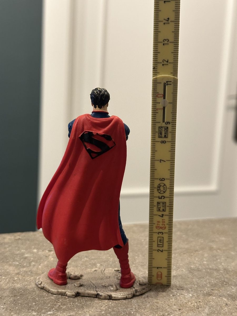 Figuren: Superman Figur DC Comics, ca. 11cm gross, Top Zustand – Gebraucht aus Zürich von yvonne.knoblauch 3