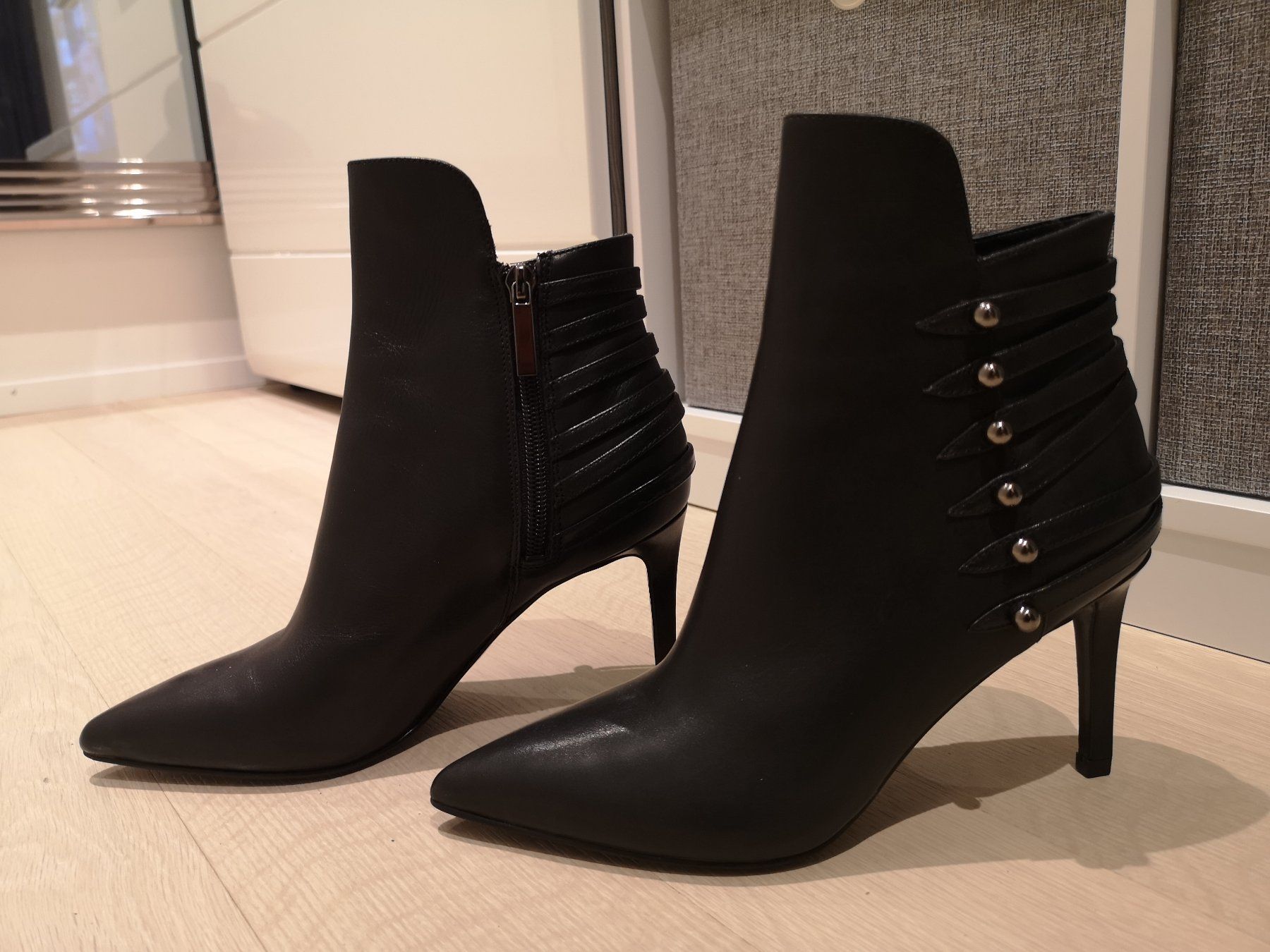 Scarpe da donna: Kendall+Kylie Sexy Stiefeletten – Nuovo (secondo la descrizione) da Pfäffikon ZH venduto da JingTunic 2