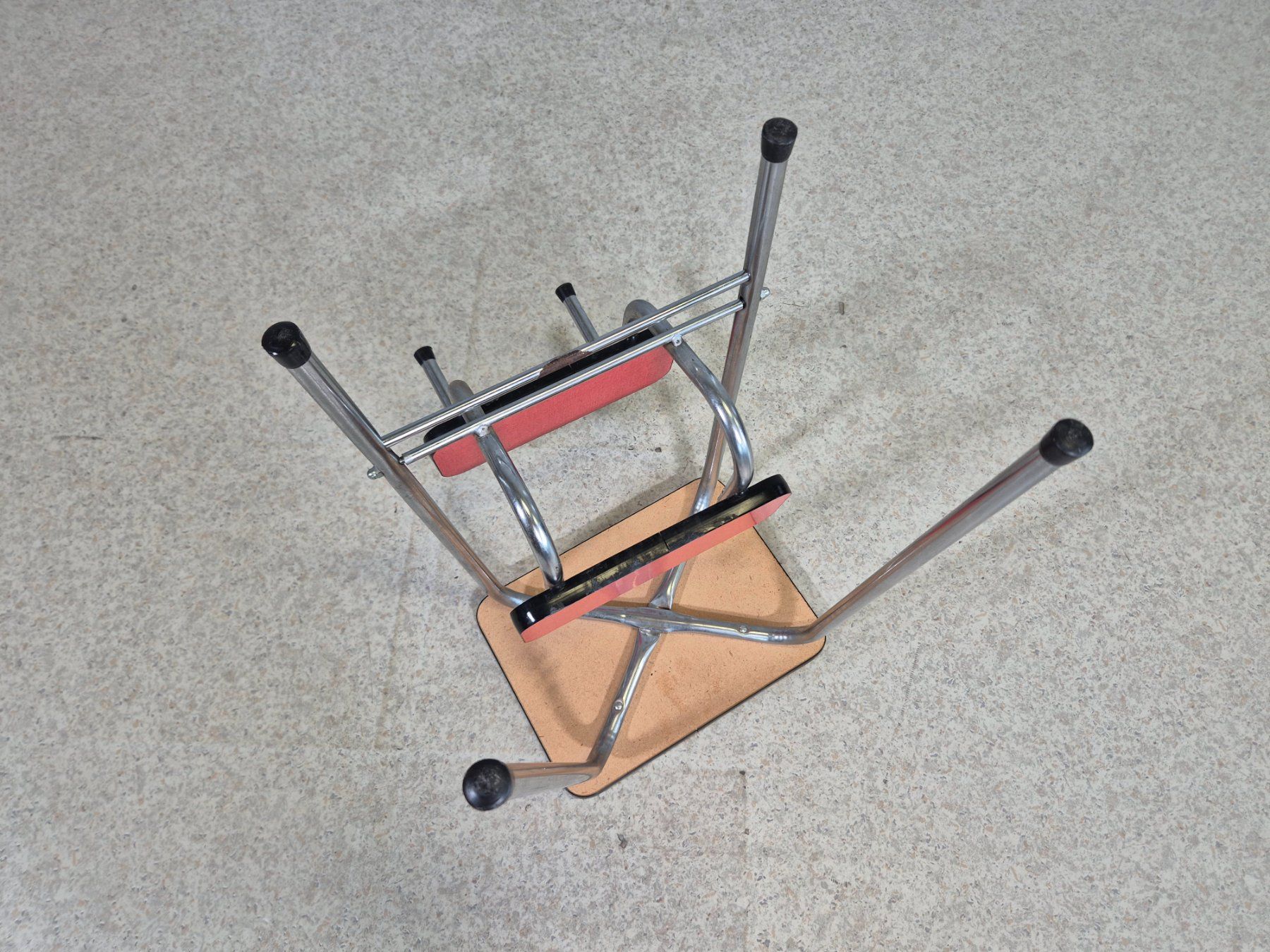 Hocker: Step-Stool Tritthocker 3-Tritt Hocker kelco rot – Gebraucht aus Nottwil von Wondewa-Shop 5