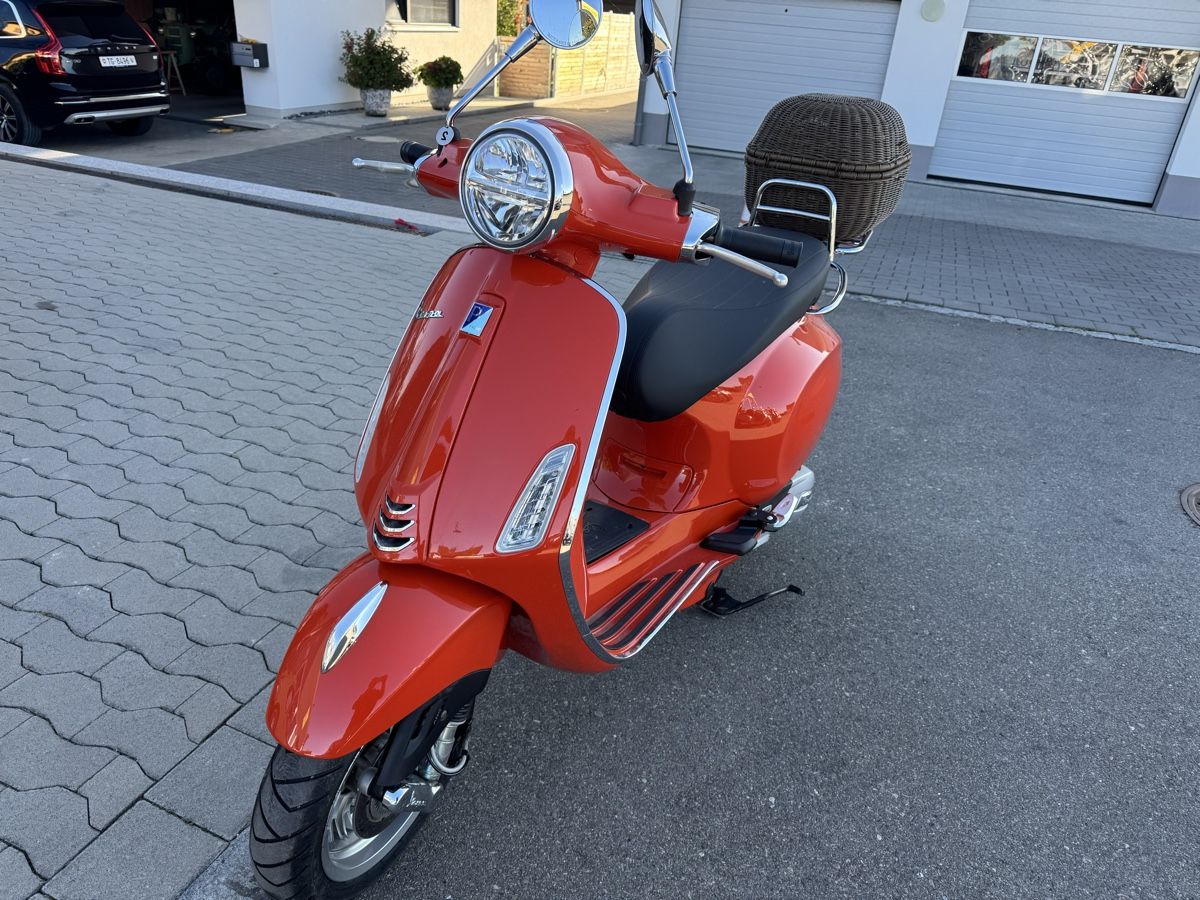 Piaggio Strada: Piaggio Vespa Primavera 125 – Usato da Hefenhofen venduto da Garage_Barone