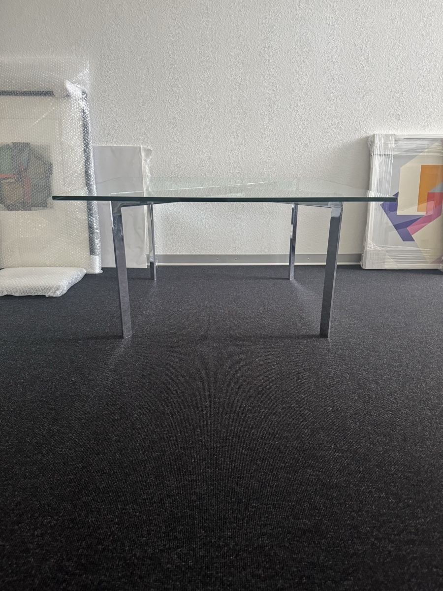Knoll Tavoli: Knoll Barcelona Table Couchtisch – Usato da Rotkreuz venduto da she_8nyq 2