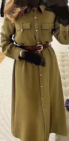 Hemdkleid lang khaki mit Gürtel und Knöpfen Grösse XS/S
