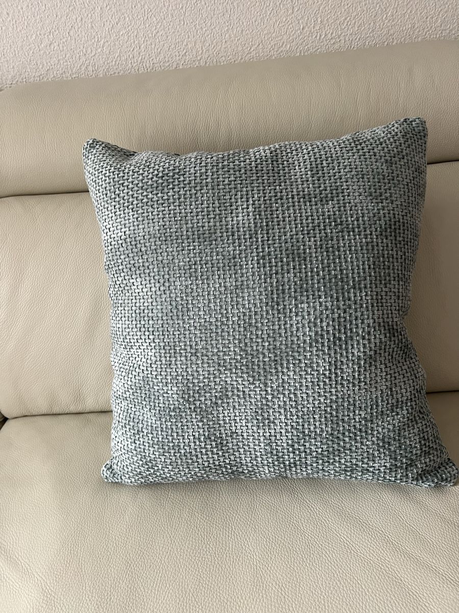 Kissen: Dekokissen, hellblau-grau, Neu 40 x 40 cm – Neu (gemäss Beschreibung) aus Luzern von suhamadlun