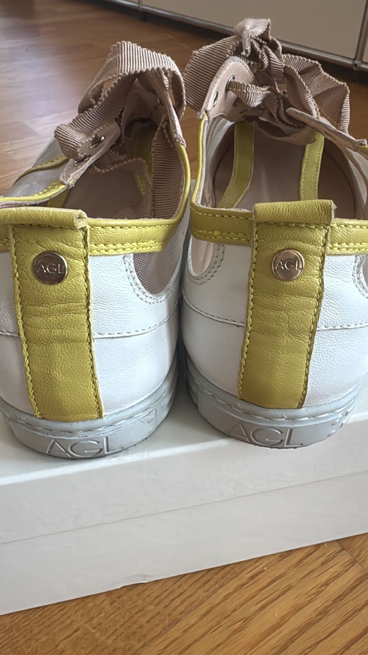 AGL Damenschuhe: AGL Sneakers Gr. 39 – Gebraucht aus Zürich von froschchen79 2