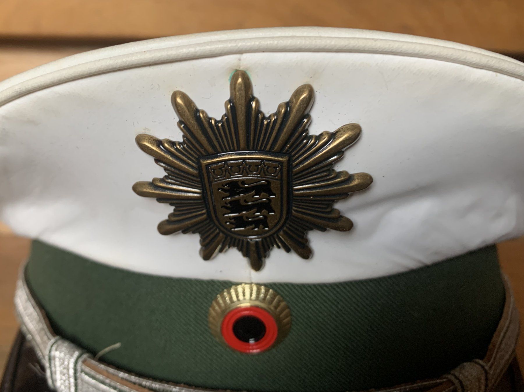 Uniformen: Uniformmütze Polizei Baden-Württemberg – Gebraucht aus Volketswil von zwitsch33 1