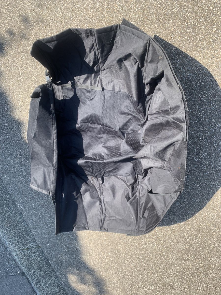 Coperte: Kofferraum Decke Hund – Usato da Zollikon venduto da Ranunkulus