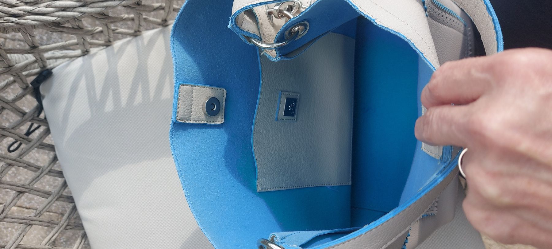 Borse da donna: Tasche von Caprisa. Gebraucht – Usato da Plasselb venduto da Mabischer 2