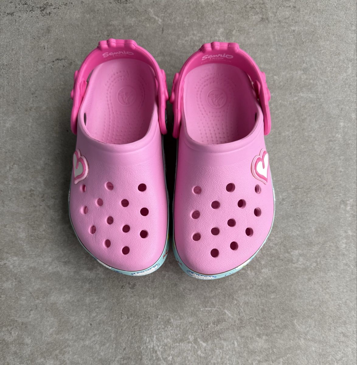 Crocs Scarpe per ragazze: Crocs Hello Kitty taille C10-11 neuves – Nuovo (secondo la descrizione) da Martigny venduto da Sassa77