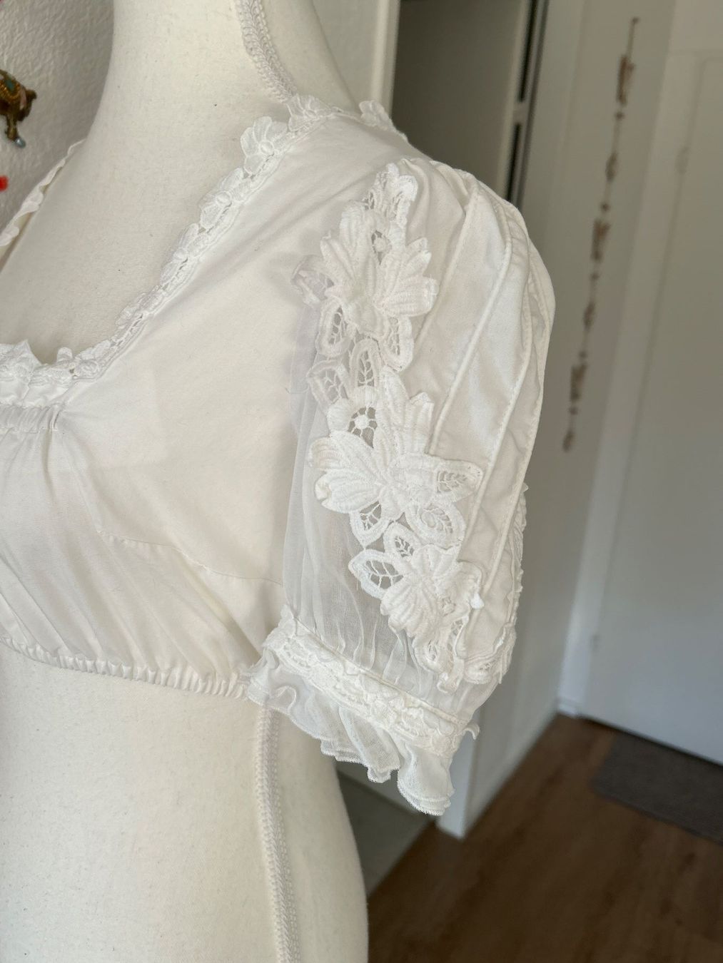 Krüger Camicette: Krüger Manufaktur Dirndlbluse weiss Gr.36 – Usato da Brunnen venduto da Nala2929 3