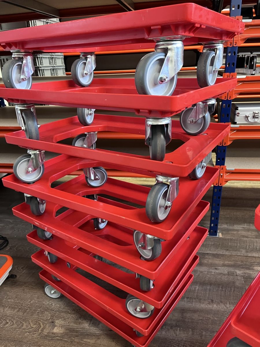 Mobilier: 15 Stk. Transportroller Möbelroller neuwertig – Neuf (Voir description) à Hinwil par Samick 1
