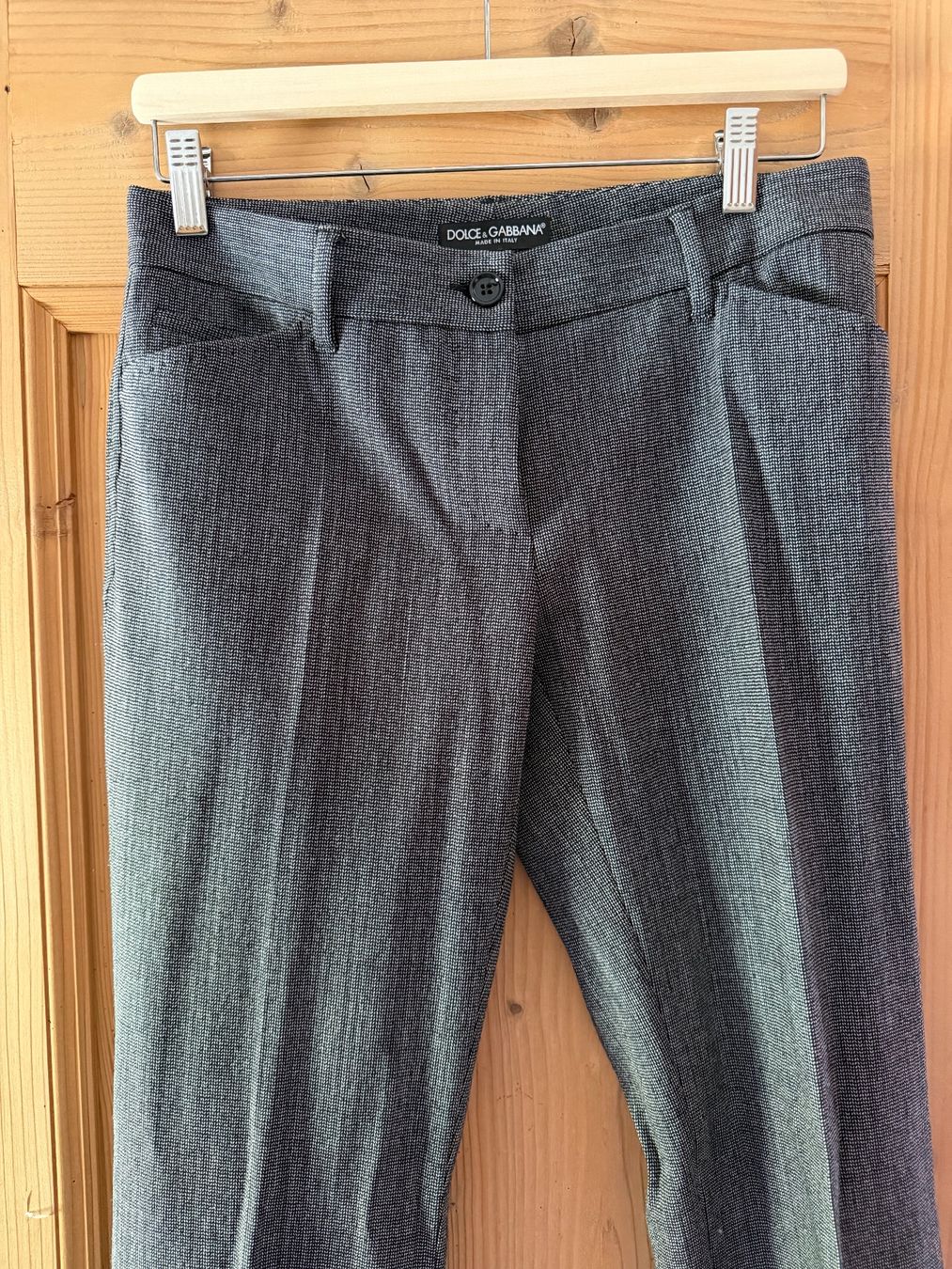 Dolce & Gabbana Completi & Tailleur: Dolce & Gabbana Anzug mit Leo Futter – Usato da Saanenmöser venduto da mel_hauswirth 3