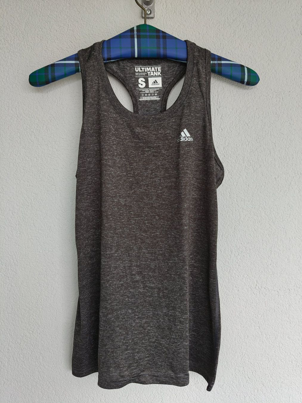 Adidas Top: Adidas Top Gr. S – Usato da Biglen venduto da oinkioink88