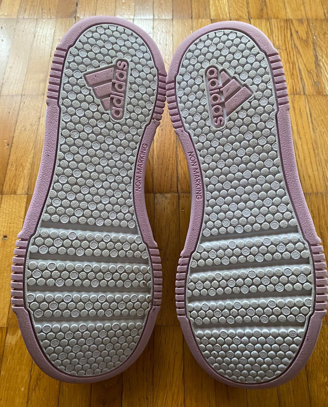 Adidas Scarpe per ragazze: Adidas Hoops Turnschuh – Usato da Urdorf venduto da Bets4 2