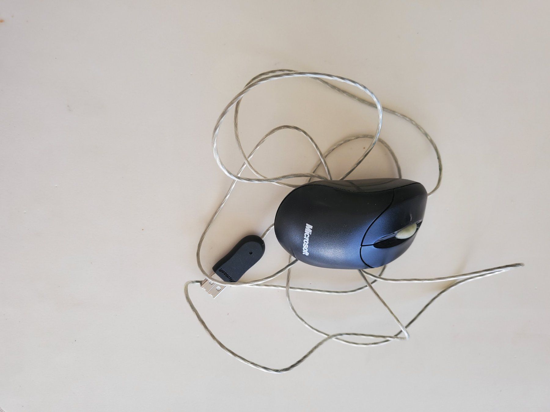 Microsoft Mouse: Microsoft USB Kabel kleine optische Maus – Nuovo (secondo la descrizione) da Unterägeri venduto da ani_pn8n 9
